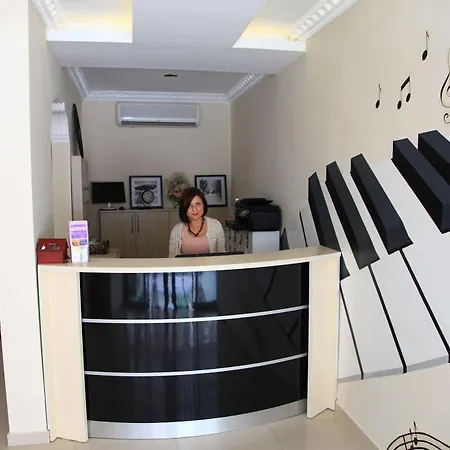 Hotel Exenia 3*